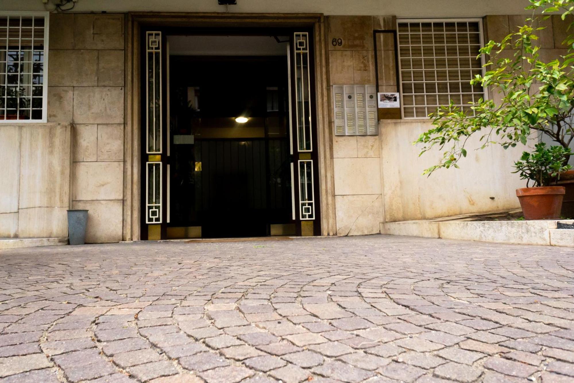 Ermete San Pietro House Apartment Rome Exterior photo